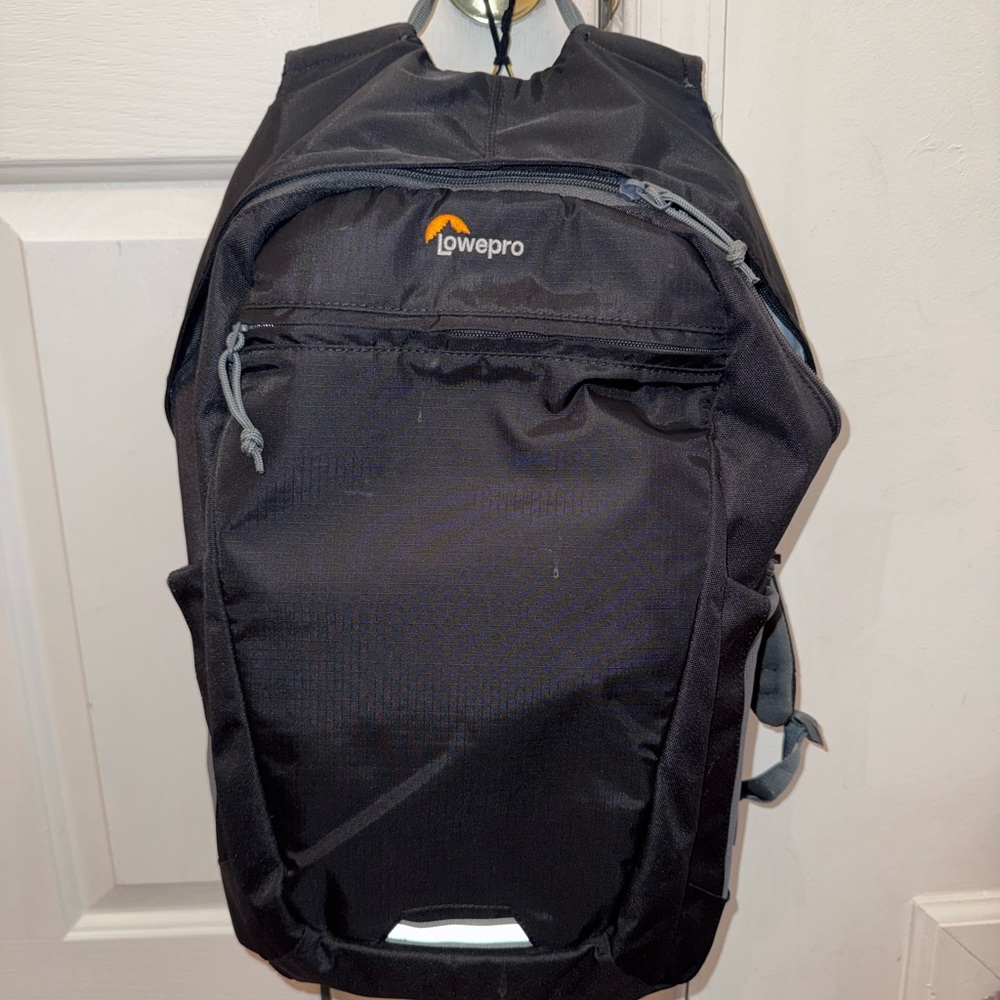 Lowepro photo Hatchback BP 250 AW II Black Camera Backpack